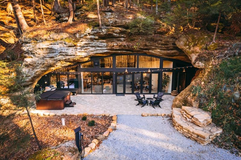 Dunlap Hollow Cave, Ohio, USA