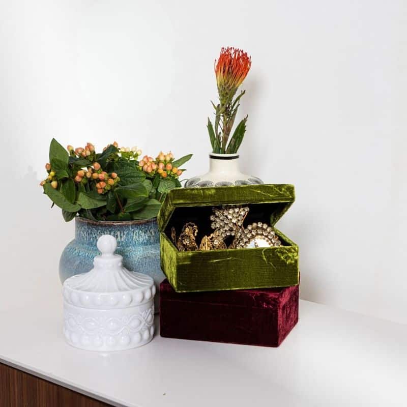 Seasonal Decor Adaptability