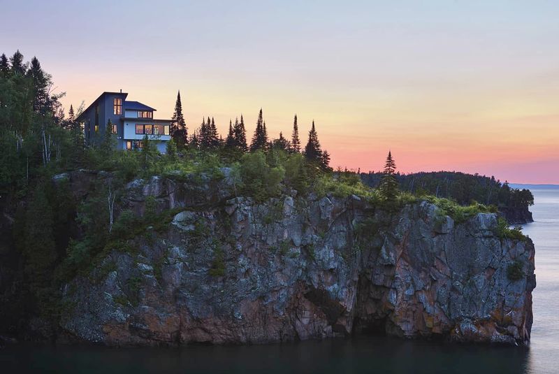 The Cliff House on Lake Superior, Canada