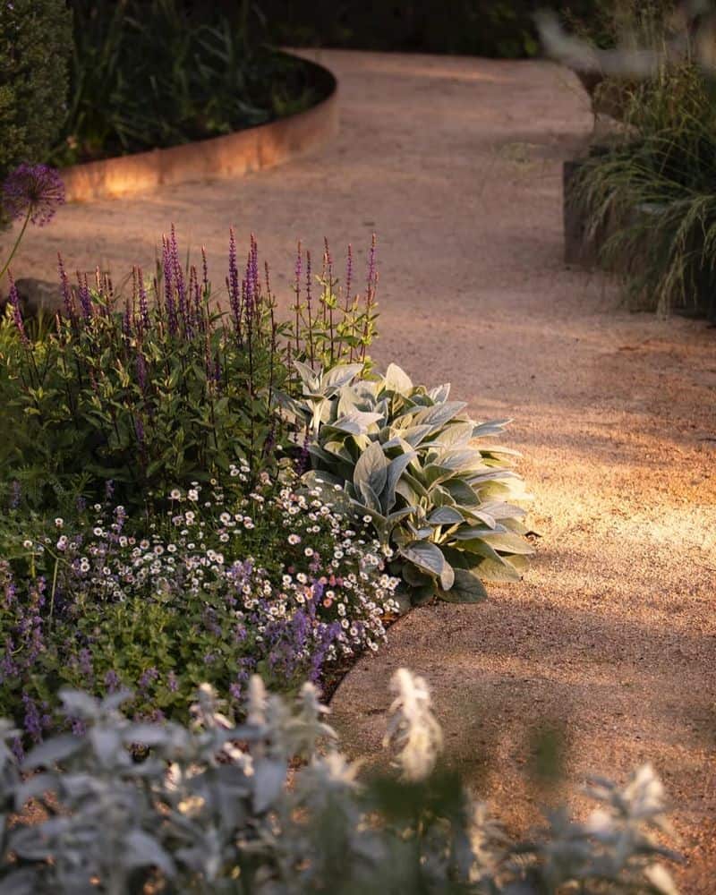 Gravel Garden Oasis