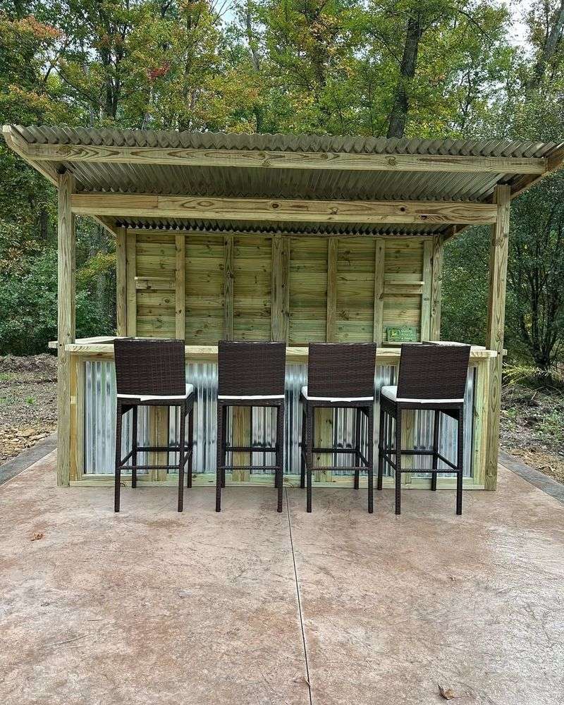 DIY Outdoor Bar
