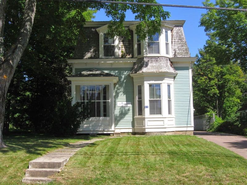 Distinctive Curb Appeal