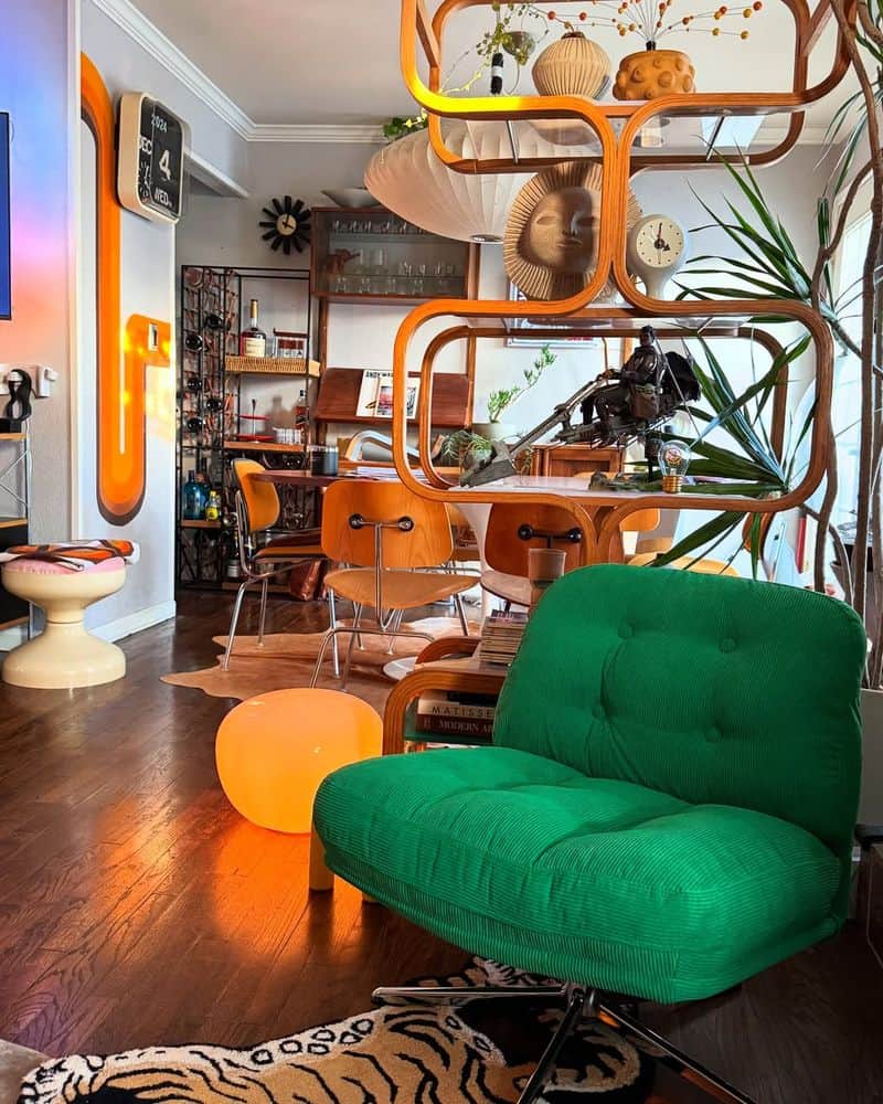 Integrate Antique and Modern Pieces