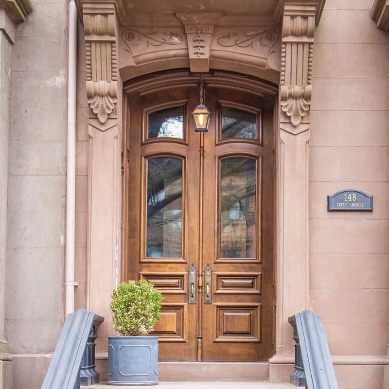 Intricate Moldings & Trim