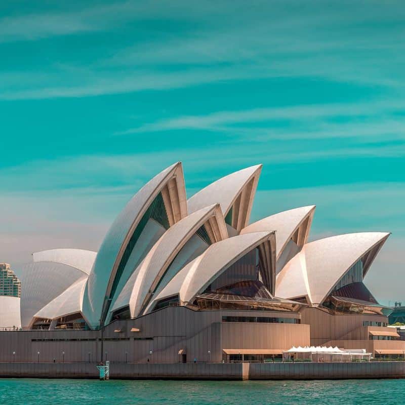 Jørn Utzon - Sydney Opera House