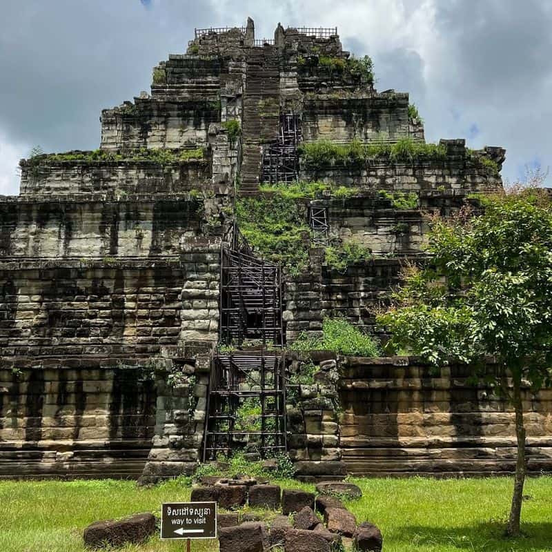 Koh Ker Pyramid, Cambodia