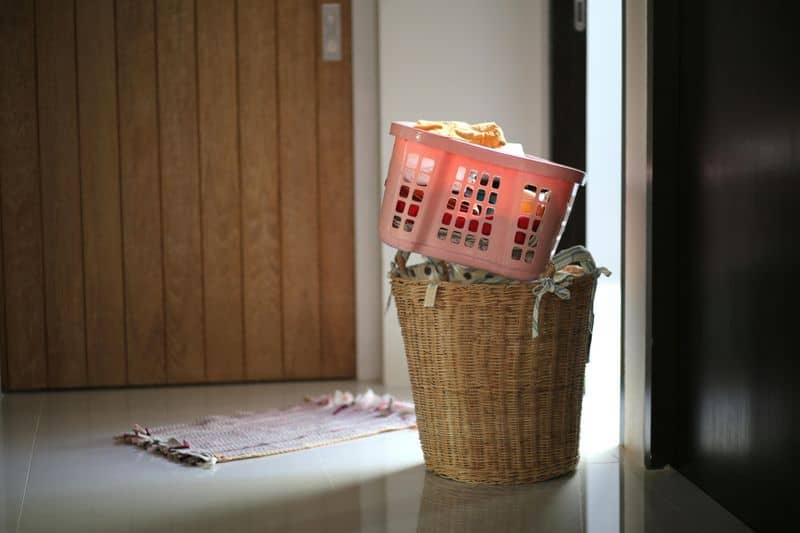 Launder Linens and Towels