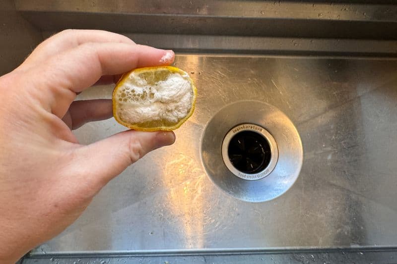 Lemon Stainless Steel Cleaner