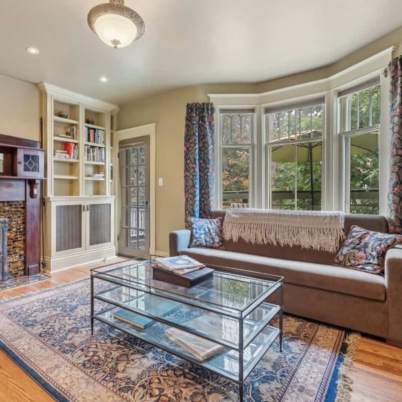 Light-Filled Interiors