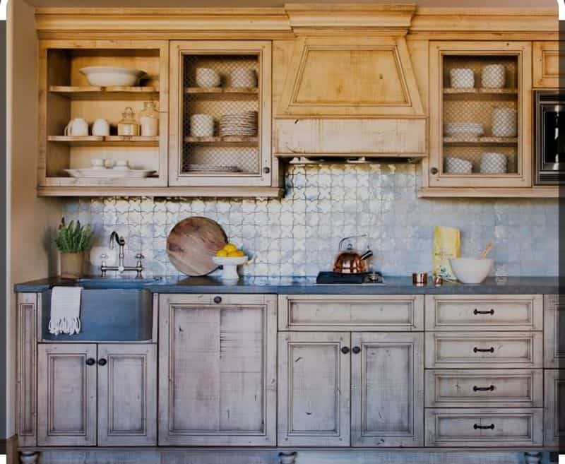 Limewashed Kitchen Cabinets