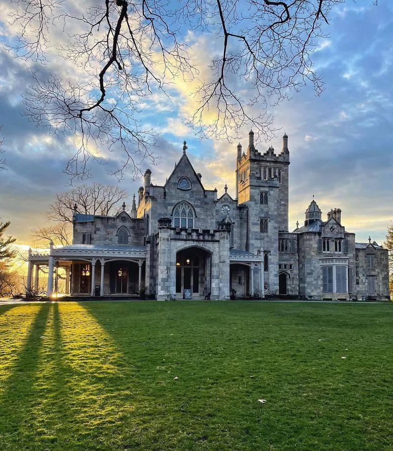 Lyndhurst Mansion