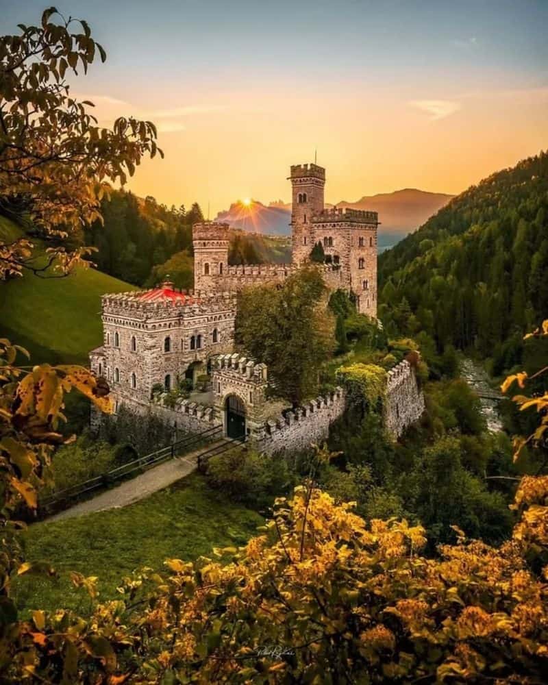 Mespelbrunn Castle