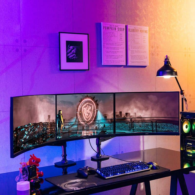 Multi-Monitor Setup