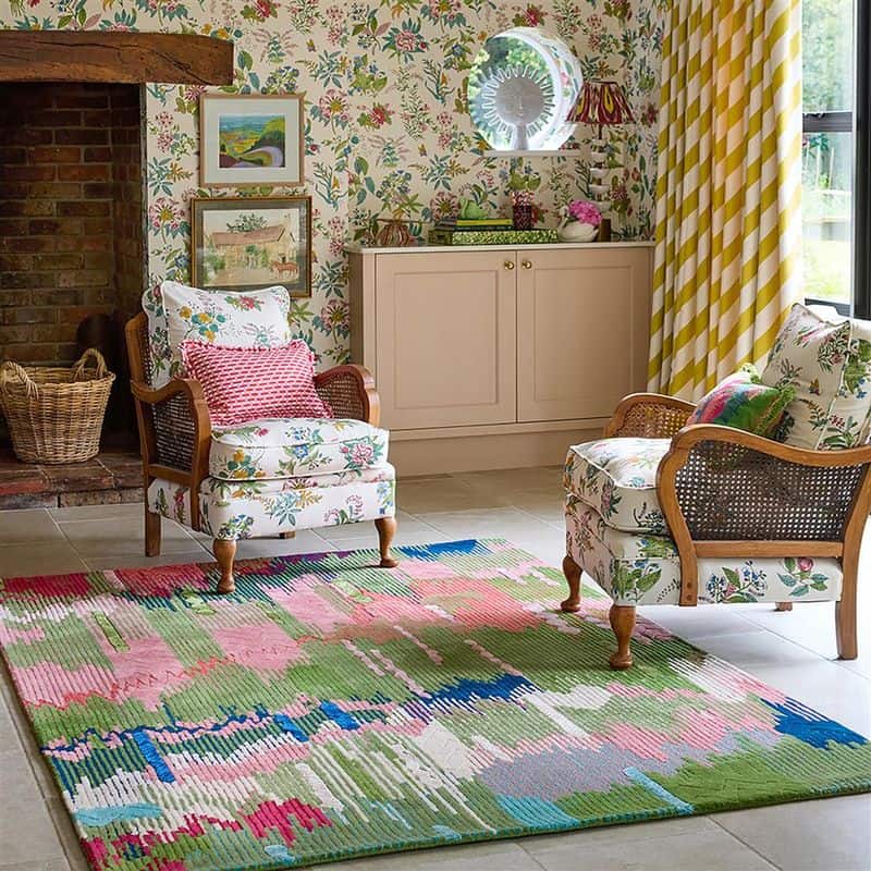 Myth 7: Bold Patterns Overcrowd a Room