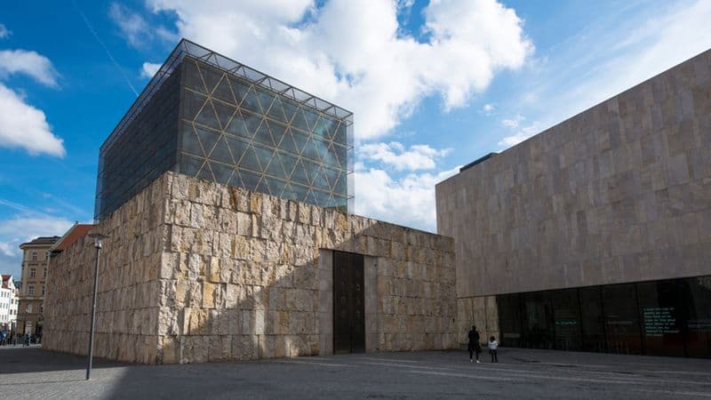 Ohel Jakob Synagogue