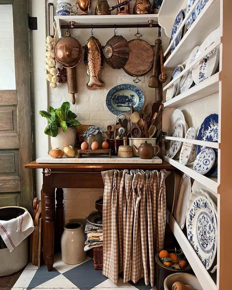 Open Shelving for Fine China