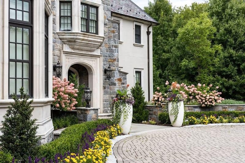 Optimal Curb Appeal