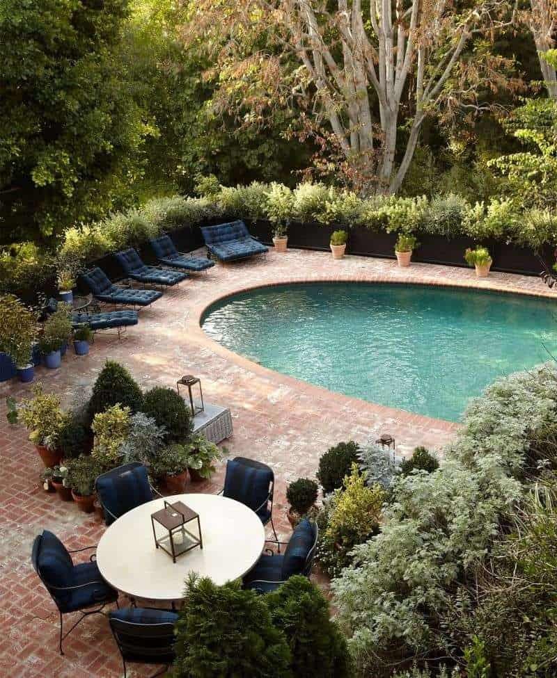 Oval Lap Pool