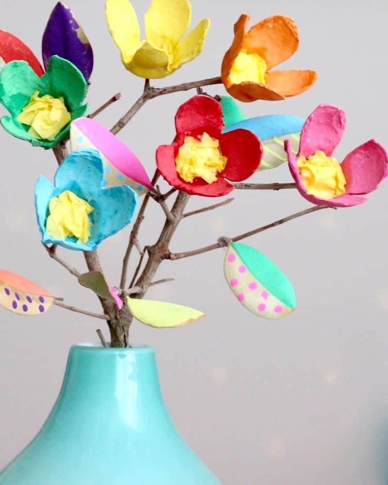 Egg Carton Flower Décor