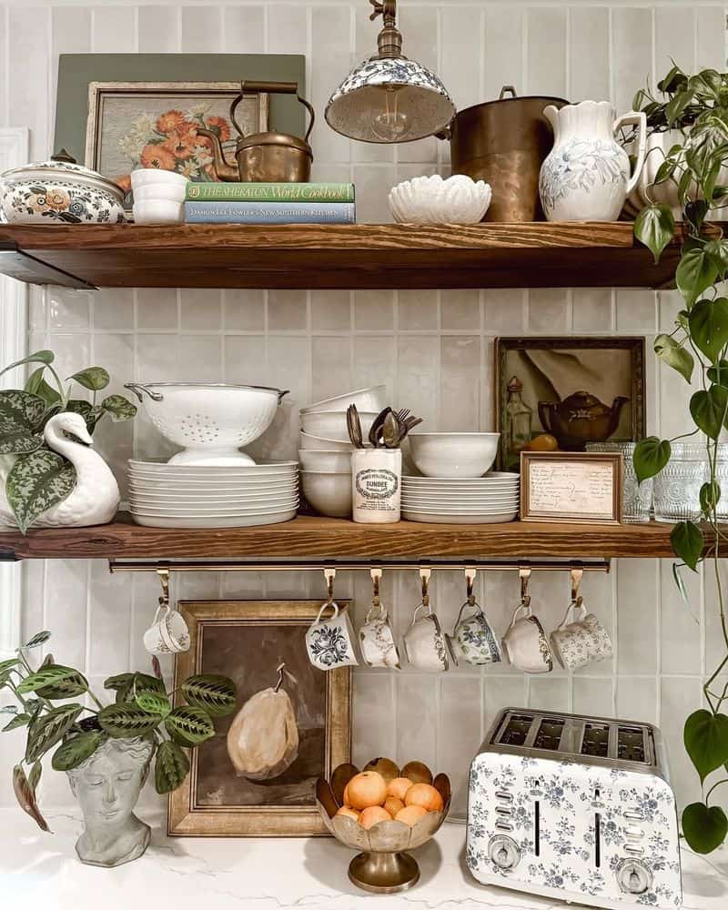 Potential for a Cluttered Appearance
