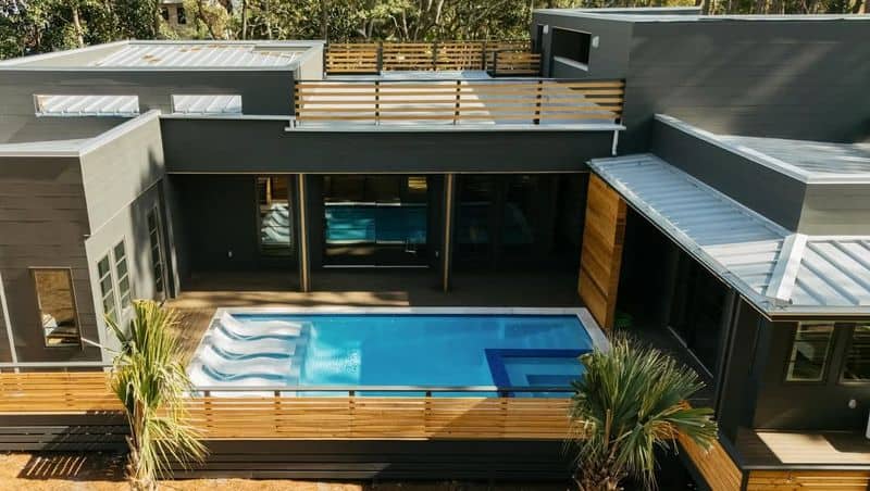 Raised Deck Pool