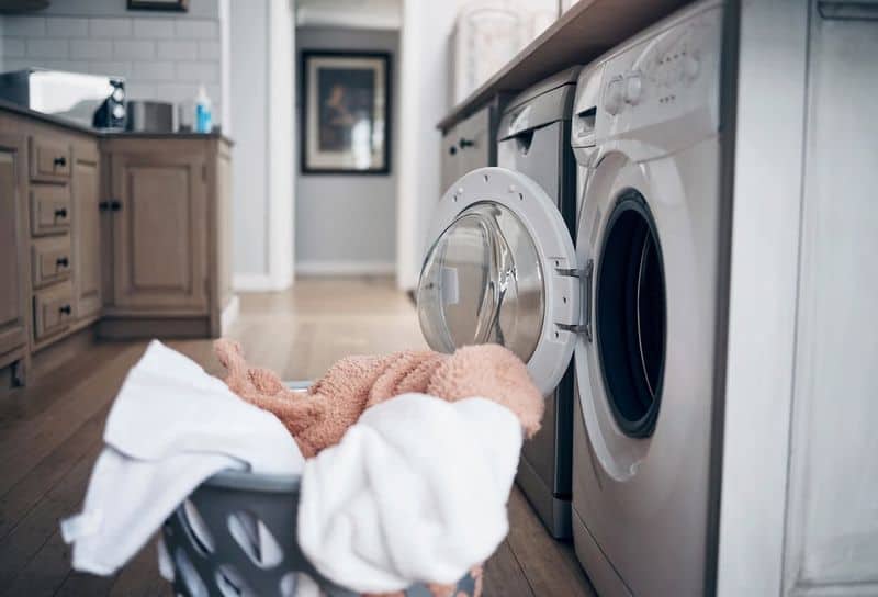 Refresh Clothes in the Dryer
