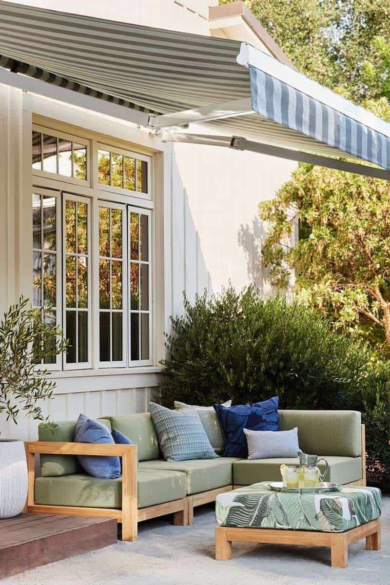 Retractable Awnings
