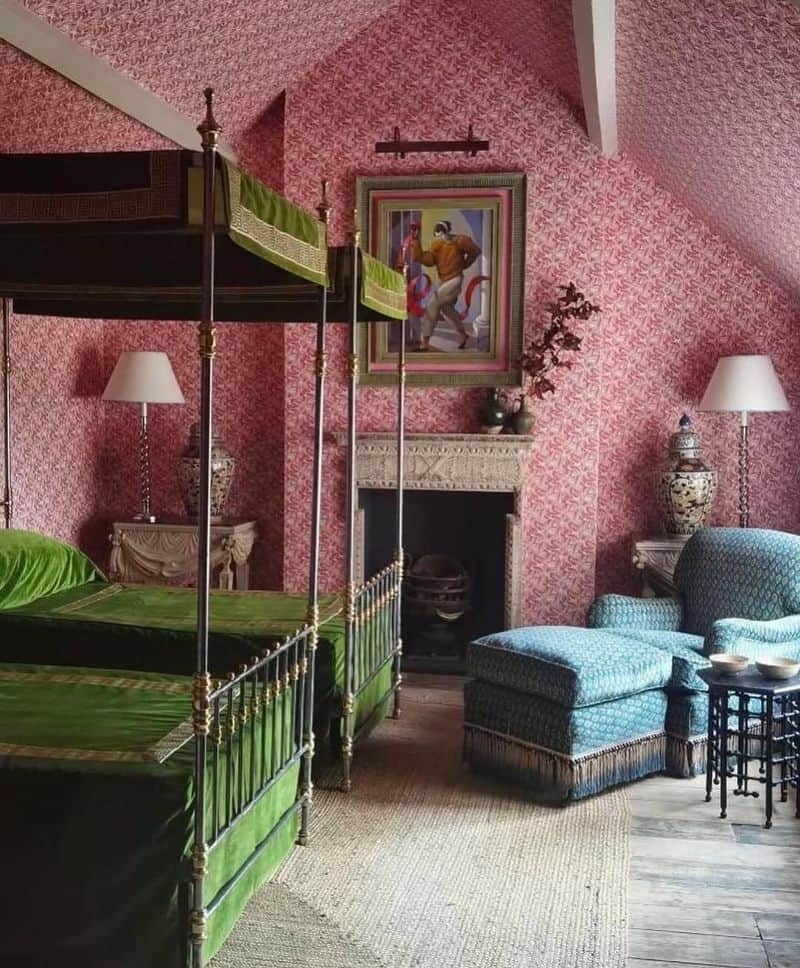 Romantic Canopy Beds