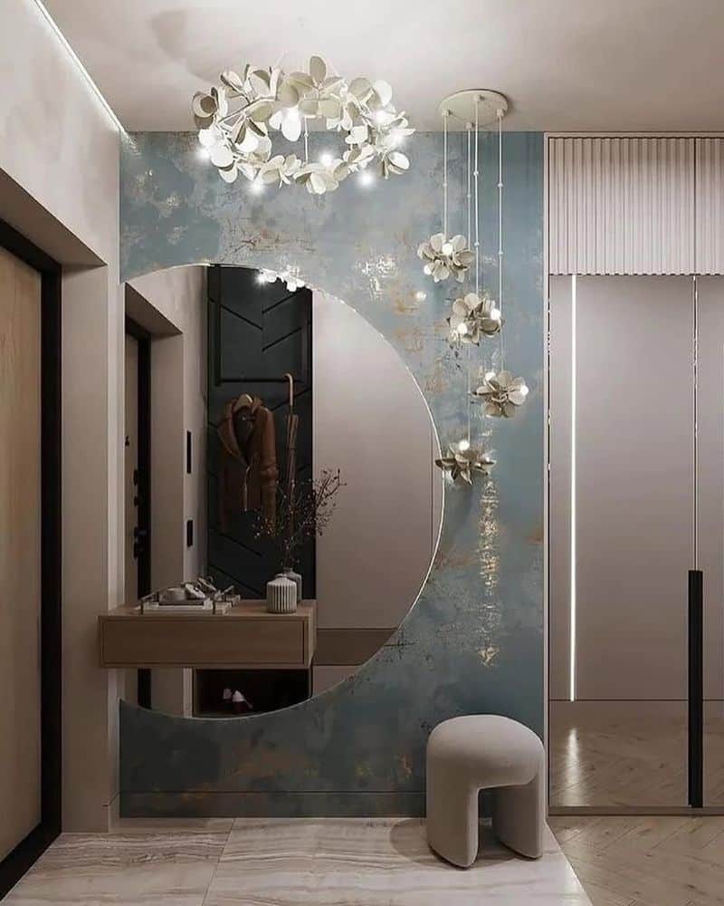 Round Mirror