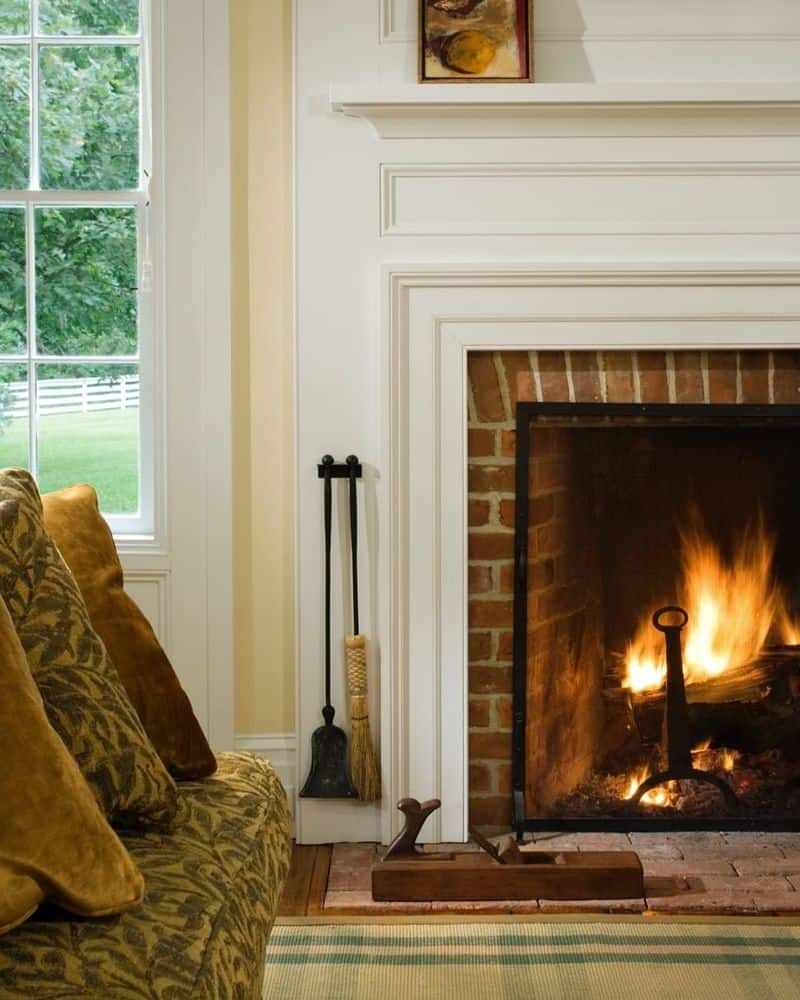 Screen the Fireplace