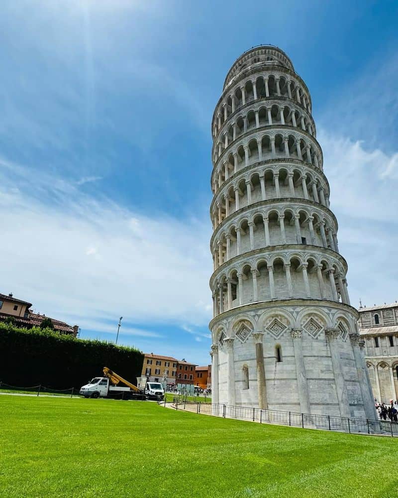 Leaning Tower of Pisa