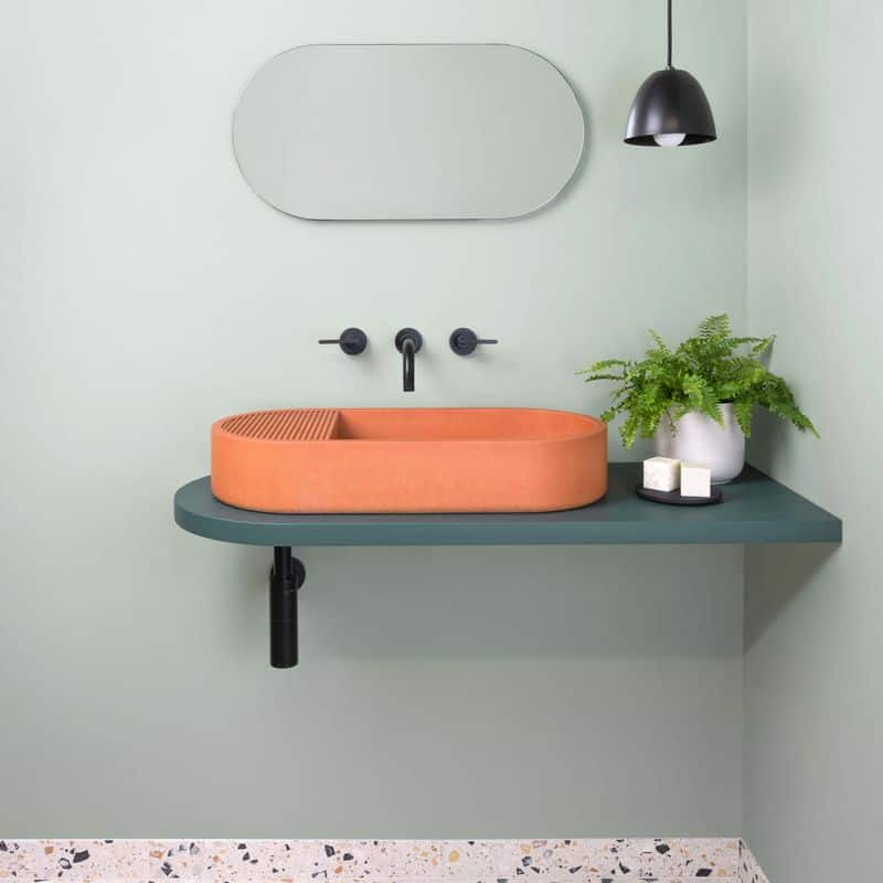 The Geometric Concrete Sink