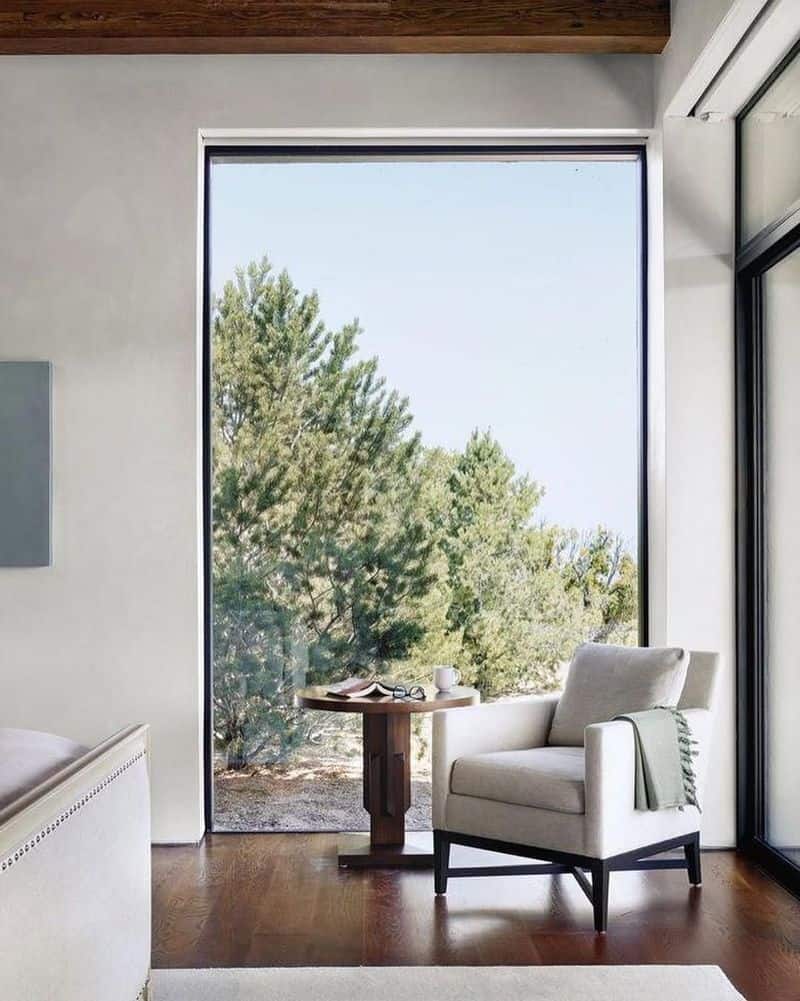 The Minimalist's Muse