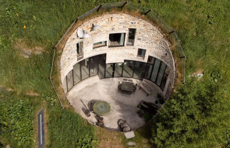 The Subterranean Mansion, Switzerland