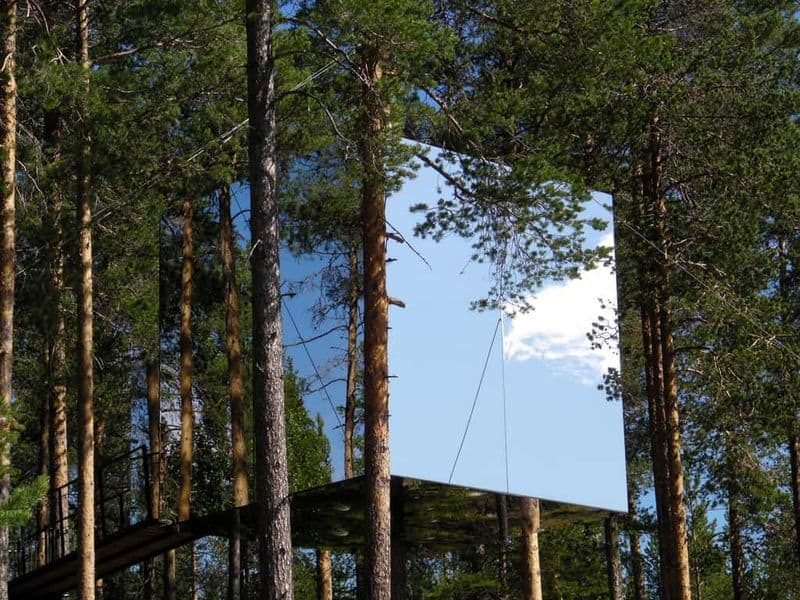 The Mirrorcube, Sweden