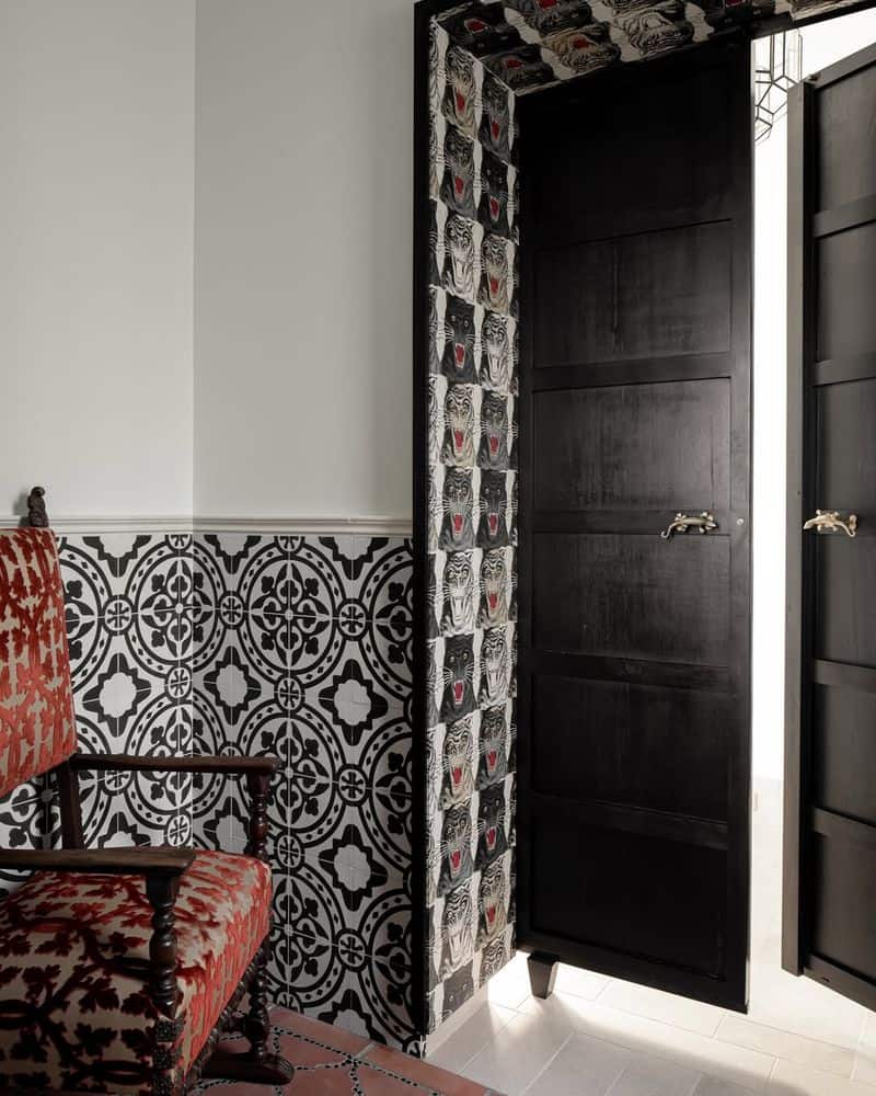 Urban Loft Entryway