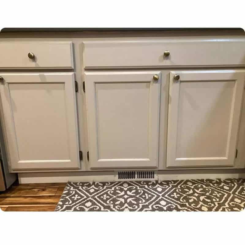 Visible Hinges