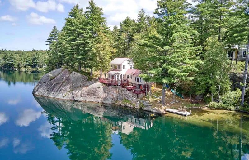 Waterfront Cottage, New Hampshire, USA