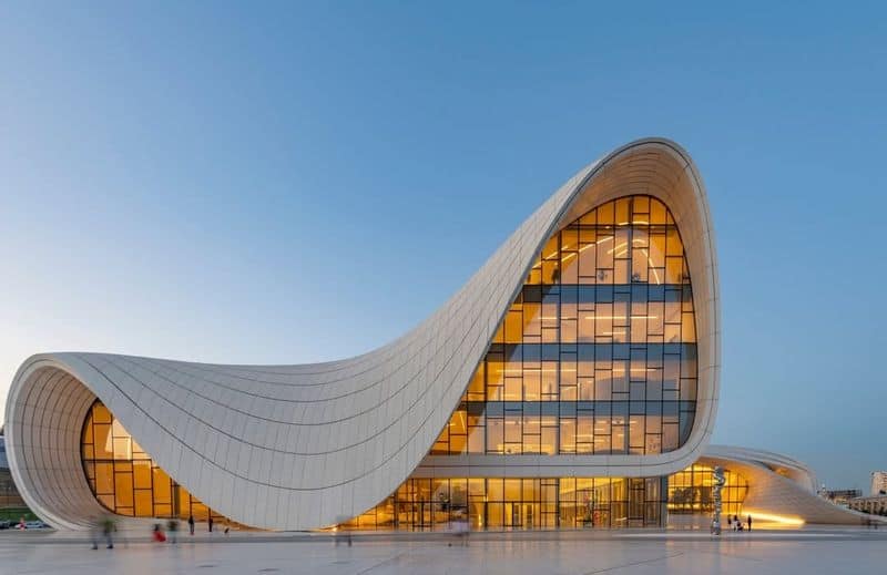 Zaha Hadid - Heydar Aliyev Centre