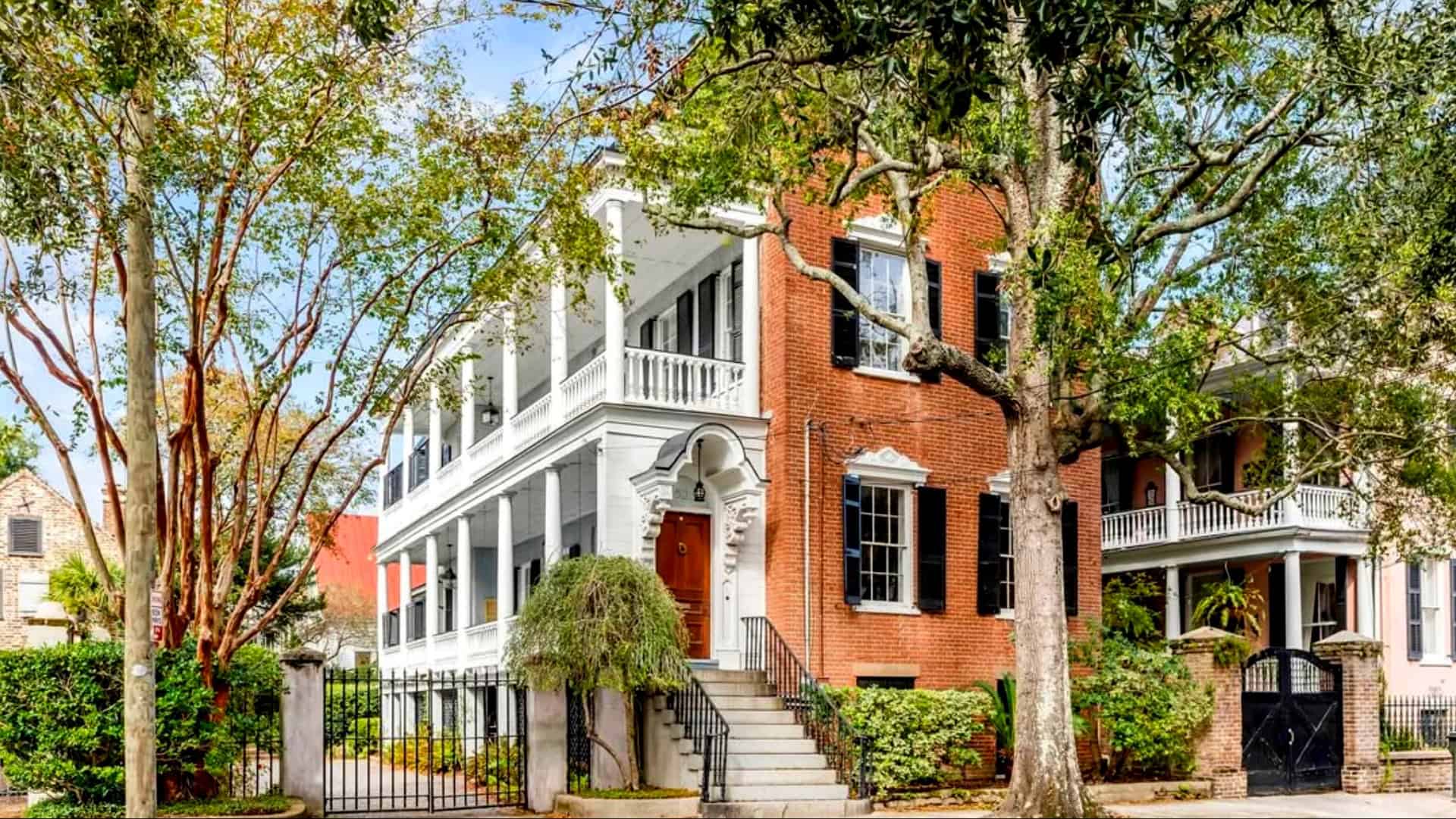 10 Enchanting Charleston Singles You’ll Want to Call Home