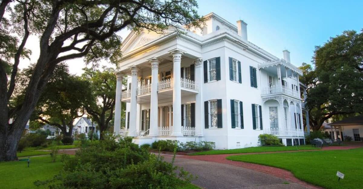 antebellum-homes