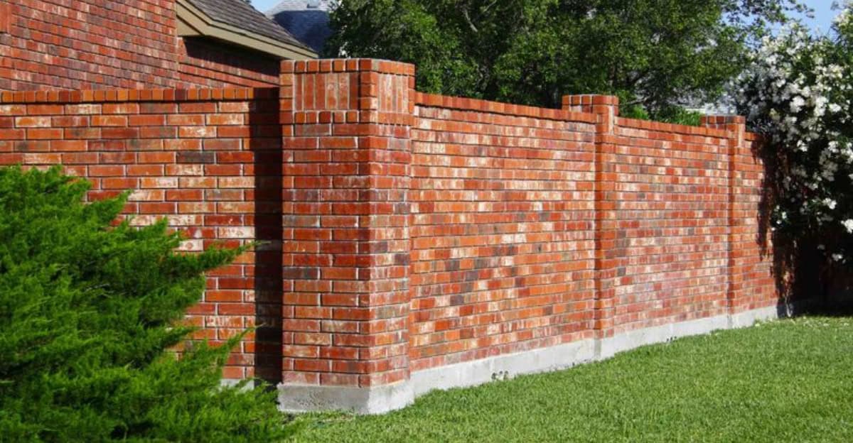 brick-fencing