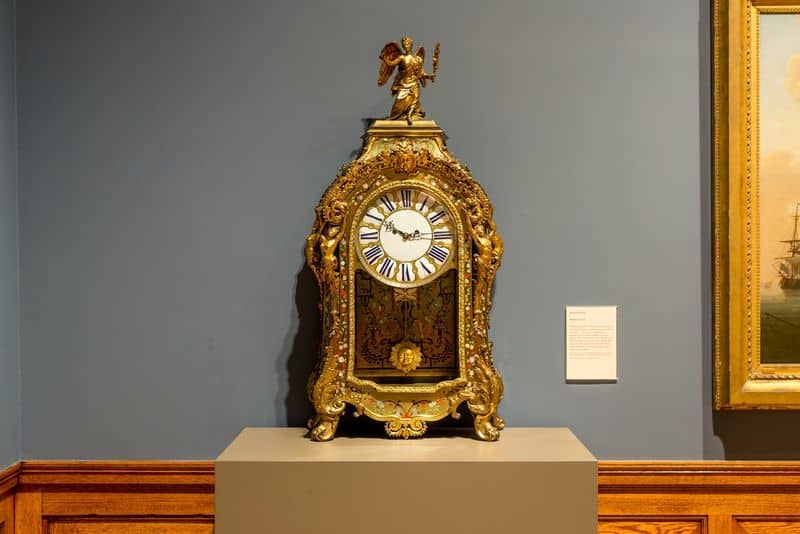 The Origin of Mantel Clocks