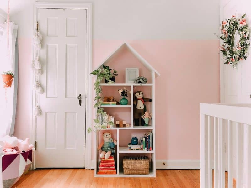 Dollhouse Bookshelf