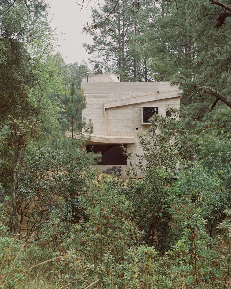 Alférez House