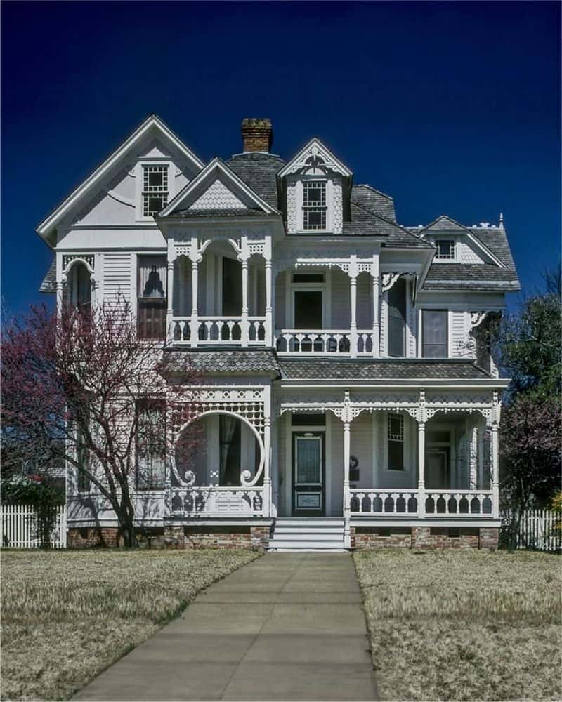 Asymmetrical Facades