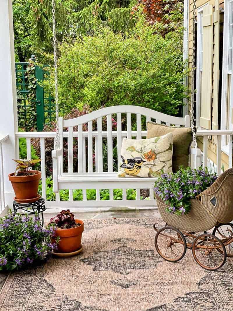 Front Porches with Swings