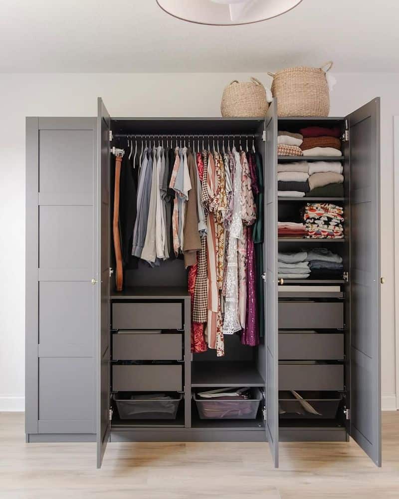 Bedroom Closet