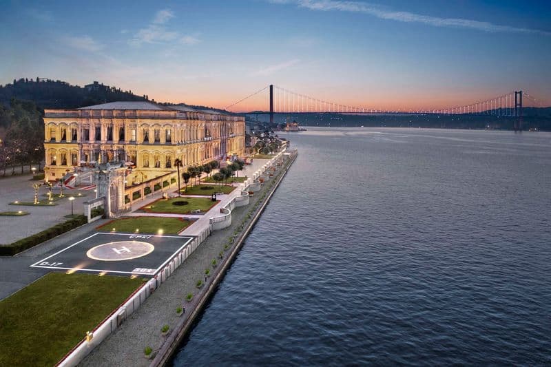 Çırağan Palace