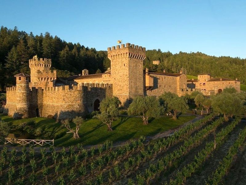 Castello di Amorosa – Napa Valley, USA